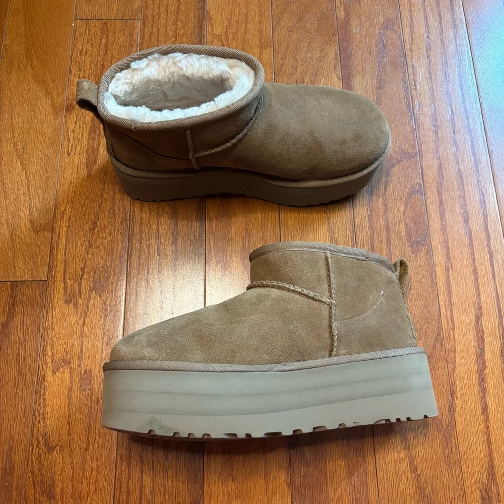 Ugg Size 8 Ugg Chestnut Mini Platform
